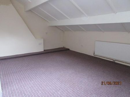 3 bedroom terraced house to rent - Photo 5