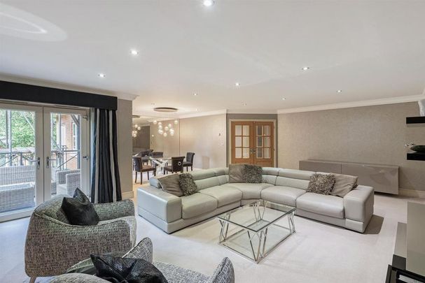 2 bedroom flat to rent - Photo 1