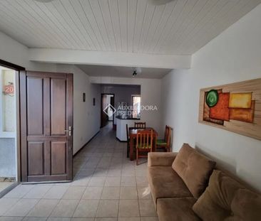 Casa com 3 quartos e 70m² para alugar em Hípica, Porto Alegre. - Photo 1