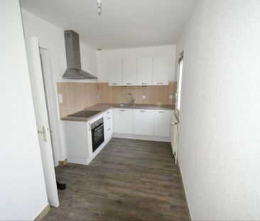 Location Appartement 4 pièces 79m² MACON 71000 - Photo 2