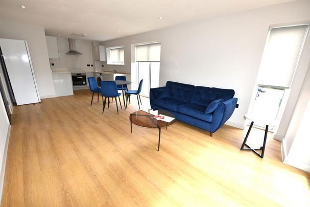 2 bedroom flat to rent - Photo 1