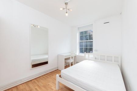 3 bedroom flat to rent - Photo 4