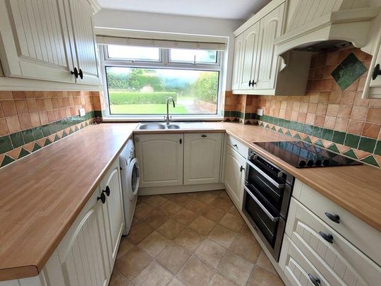 2 bedroom maisonette to rent - Photo 1