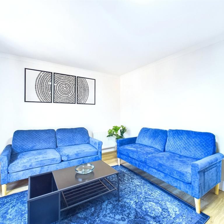 3 bedroom apartment to rent - Photo 1