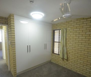 2 BEDROOM UNIT WITH SEA VIEWS - Photo 3