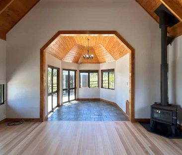 Welcome to Your New Quirky Home - Photo 1