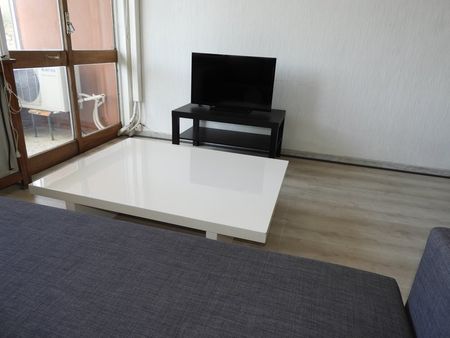 T1 - Photo 3