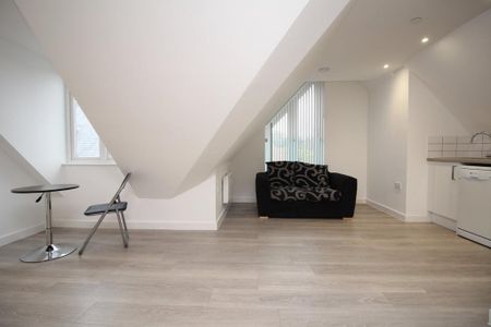 1 bedroom flat to rent - Photo 3