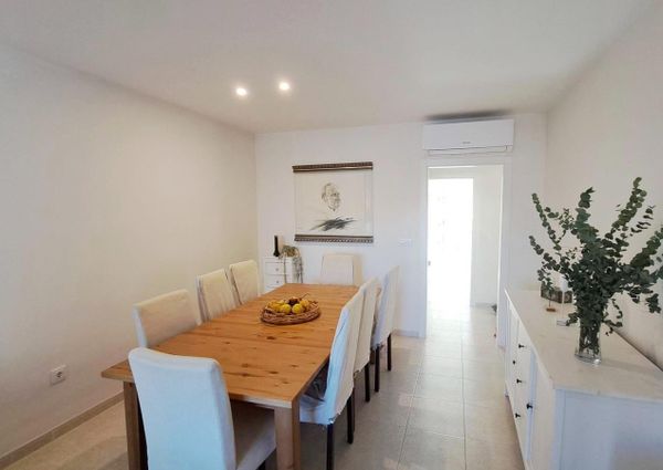 Spacious ground floor for rent with a pool and garden in Javea Arenal LONG TERM