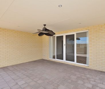 Large Family Home 4X2 - Photo 4