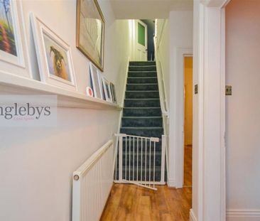 3 bedroom terraced house to rent - Photo 6