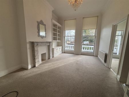 16 Markwick Terrace, St Leonards On Sea St. Leonards-On-Sea TN38 0RE - Photo 2