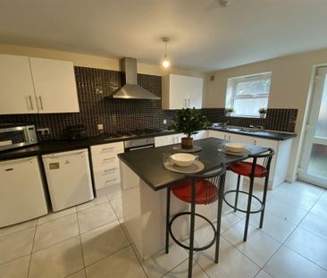 Hearsall Lane Room 8 - Photo 2