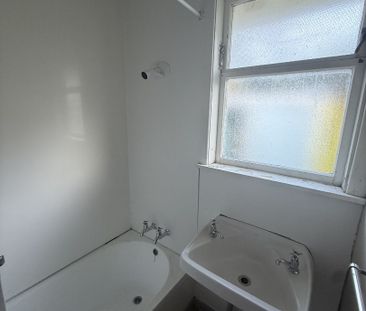 3 Bedroom House - Photo 3