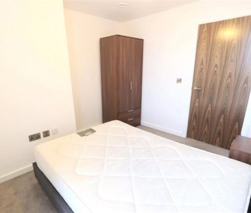 3 bedroom apartment to rent - Photo 4