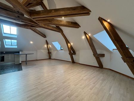 Location Appartement 3 pièces 74m² - Photo 4