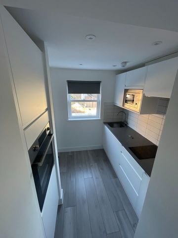 Studio Flat, Mountview Road, N4 - Photo 2