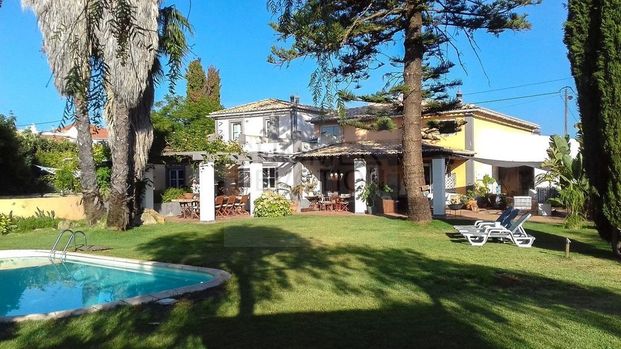 3 bedroom luxury House for rent in Portimão, Distrito de Faro - Photo 1