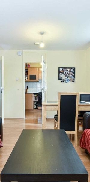 Hunter Close, SW12 8EQ, London - Photo 1