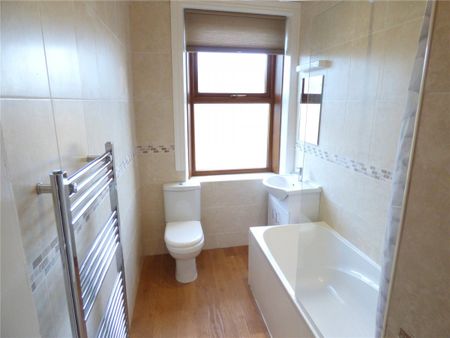 Claremont Street, Cleckheaton, West Yorkshire, BD19 - Photo 5