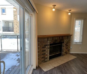 101 Coachway Gardens SW, Calgary - Photo 3