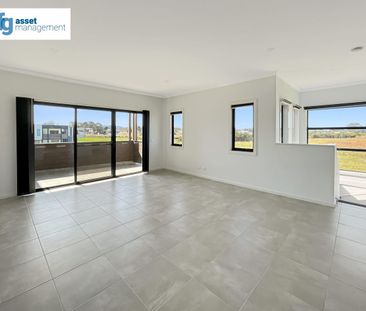 6/1 Eades Street, Officer, Vic 3809 - Photo 3