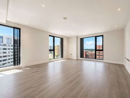 AVAILABLE NOW | TWO BEDROOM APARTMENT | EXCEPTIONAL RESIDENT FACILITIES | GYM, CINEMA & LOUNGE | UNFURNISHED - Photo 2