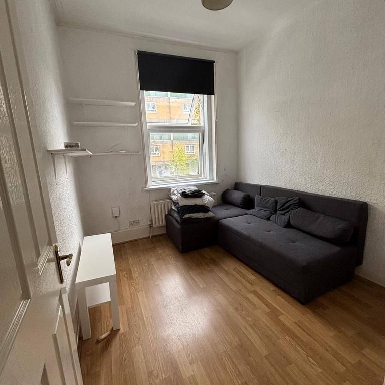 3 bedroom maisonette to rent - Photo 1