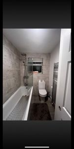 Room in a Shared House, Cranley Road, E13 - Photo 3