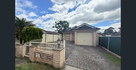 WELL POSITIONED FAMILY HOME - Photo 5