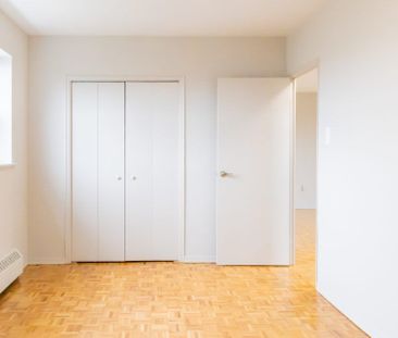 For Lease - 1061 Seneca Avenue Unit# 205, Mississauga, Ontario - Photo 1