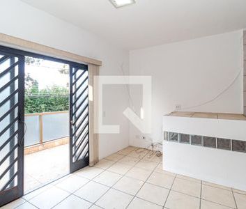 Casa para alugar com 150m², 2 quartos e sem vaga - Photo 2