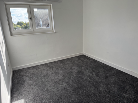 3 bedroom maisonette to rent - Photo 4