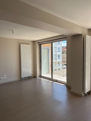 Location Appartement 4 pièces 93m² - Photo 1