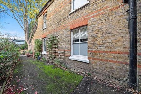 Kingston Hill, Kingston Upon Thames, KT2 - Photo 3