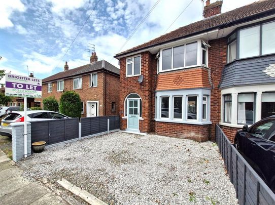 3 bedroom semi-detached house to rent - Photo 1