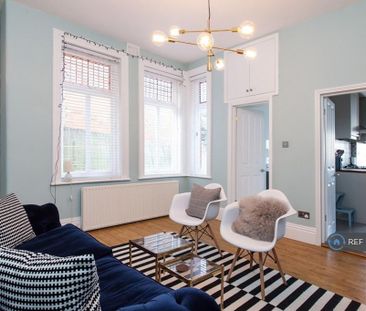 2 bedroom maisonette to rent - Photo 6