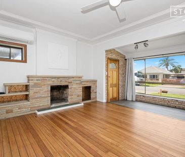7 Tirriki Street, Blacksmiths NSW 2281 - House For Rent | Domain - Photo 1