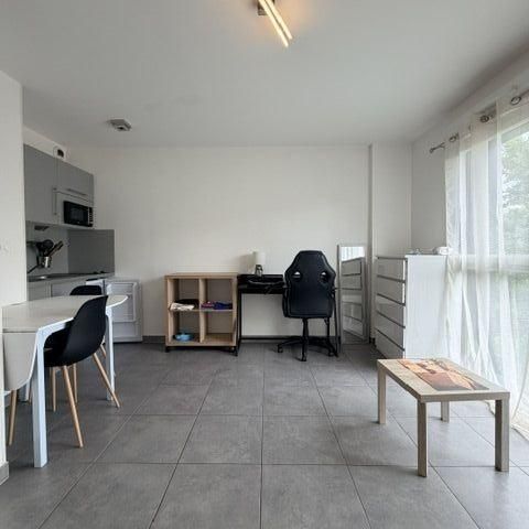 Location Appartement 1 pièce 25m² TROYES 10000 - Photo 1