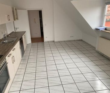 2,5 Zimmer DG Wohnung in 74336 Brackenheim zu vermieten - Foto 1