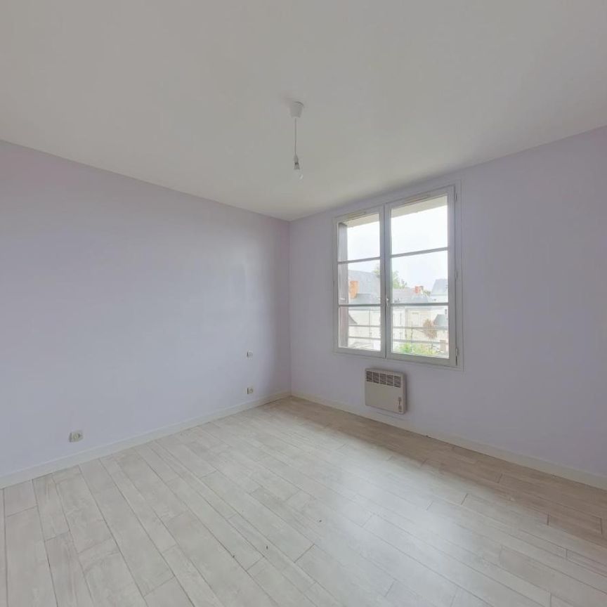 Location Appartement 3 pièces 54m² CHATELLERAULT 86100 - Photo 1