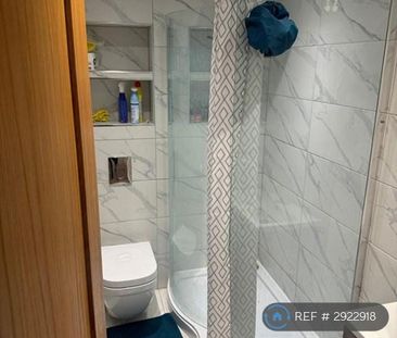 1 bedroom in a house share to rent - Photo 6