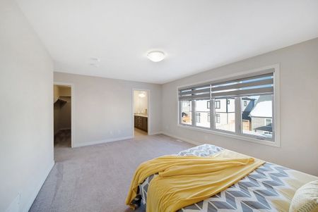 For Lease - 328 Julia Drive, Welland, Ontario - Photo 4