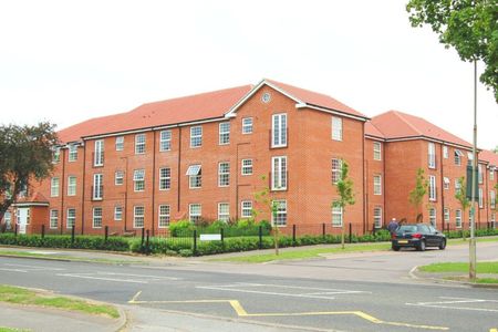 2 bedroom Apartment - BRIDGE COURT, WELWYN GARDEN CITY. - Photo 4