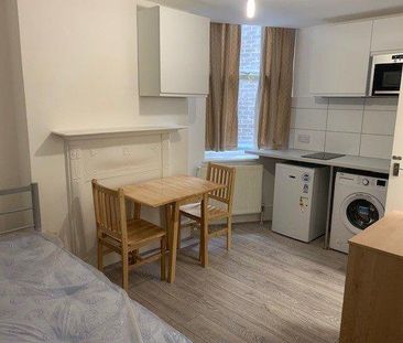 Studio to rent - Photo 6