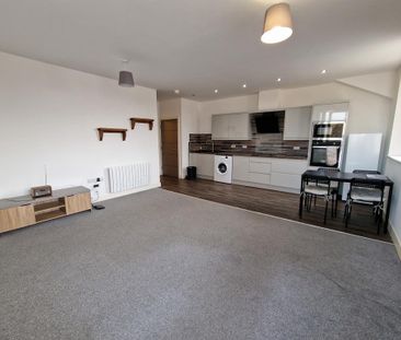 1 bedroom apartment to rent - Photo 2