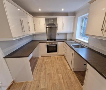 3 bedroom detached house to rent - Photo 5
