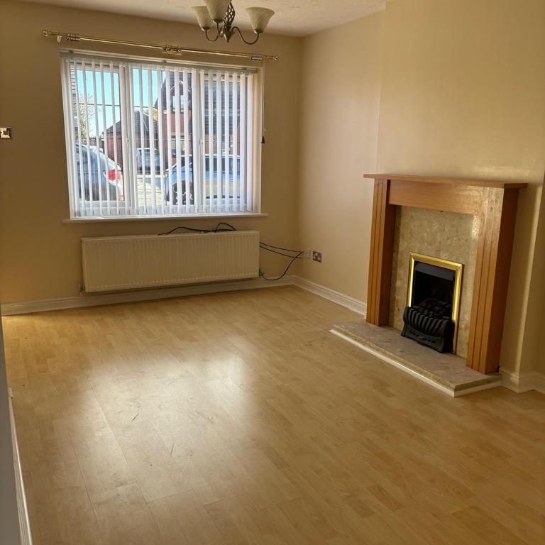 2 bedroom semi-detached house to rent - Photo 1