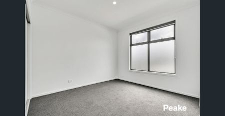 Modern Comfort Meets Style: 3-Bedroom Townhouse In The Heart Of Allira - Photo 4