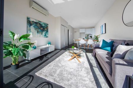 Modern & Convenient 1 Bedroom Living in the Heart of Queanbeyan - Photo 3